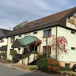 Gaestehaus Schlegel بيت ضيافة